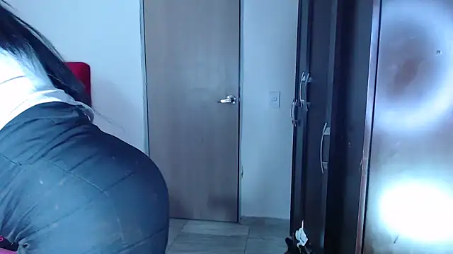 katecute88 online show from 02.14.25