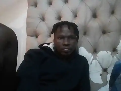 Snapshot of Tyrod30 chatting on 11.16.25 Tyrod30 online show from 11.16.25