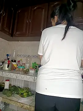 Snapshot of Tiff_Dirty69 chatting on 02.04.26 Tiff Dirty69 online show from 02.04.26