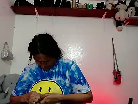 Snapshot of Tiff_Dirty69 chatting on 02.18.26 Tiff Dirty69 online show from 02.18.26