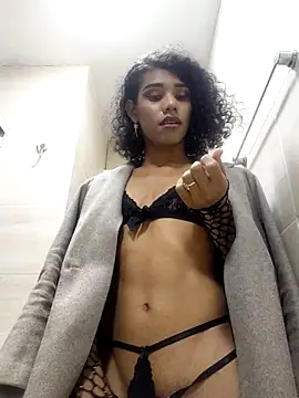 Snapshot of AlexaBellanova chatting on 03.23.26 AlexaBellanova online show from 03.23.26