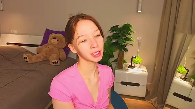 LilyPoetry  online show from 12.15.25