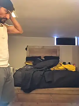 Snapshot of piggylatino chatting on 02.05.26 piggylatino online show from 02.05.26