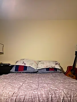 Snapshot of piggylatino chatting on 02.21.26 piggylatino online show from 02.21.26