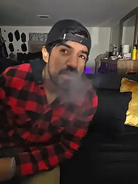 Snapshot of piggylatino chatting on 03.23.26 piggylatino online show from 03.23.26