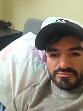 Snapshot of piggylatino chatting on 03.29.26 piggylatino online show from 03.29.26