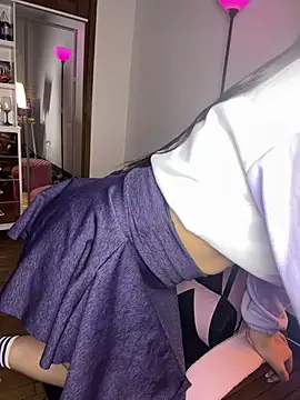 Hannaah wood online show from 01.08.26