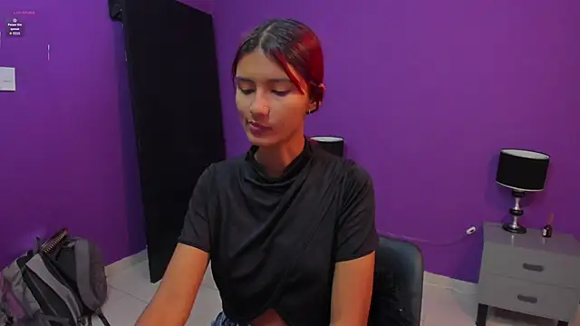 Snapshot of Maray_Lous chatting on 02.23.26 Maray Lous online show from 02.23.26