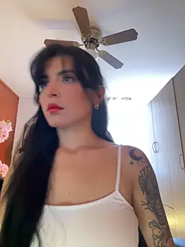 Cristal Cerati  online show from 04.20.26