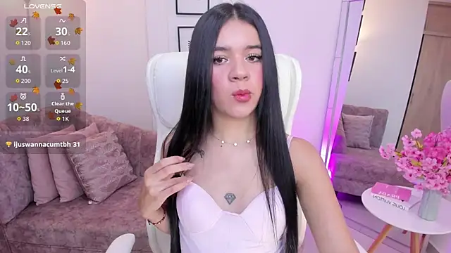 Snapshot of alix_nova chatting on 11.25.25 alix nova online show from 11.25.25