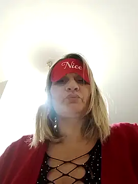 Tania9  online show from 11.26.25