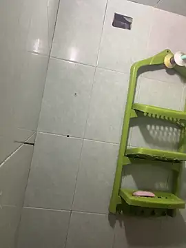 Snapshot of XIIMENA7 chatting on 11.17.25 XIIMENA7 online show from 11.17.25