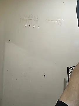 Snapshot of Hamoudy50 chatting on 11.23.25 Hamoudy50 online show from 11.23.25