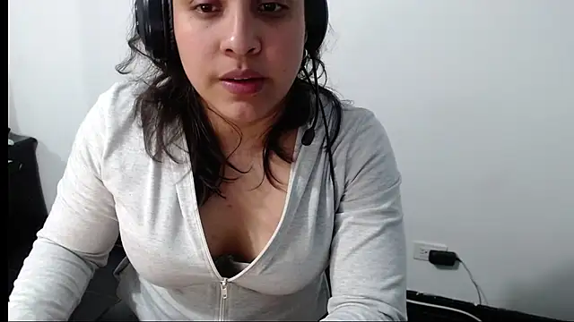 Little-rouse online show from 02.12.26