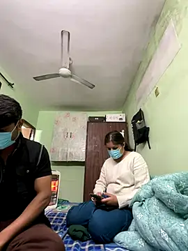 Cute hotzara online show from 12.19.25