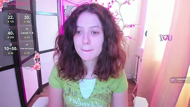 Snapshot of Anora_Miller chatting on 11.22.25 Anora Miller online show from 11.22.25