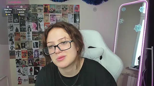 Anora Miller online show from 01.07.26