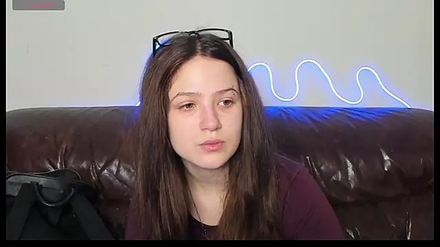 Anora Miller online show from 02.15.26