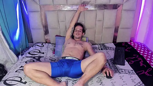 Snapshot of Sexybigjefffx chatting on 11.16.25 Sexybigjefffx online show from 11.16.25