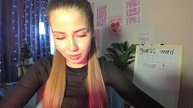 Aurora Glow21 online show from 03.12.26