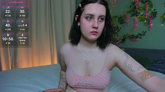 hey tessa online show from 11.29.25