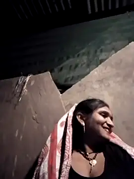 Snapshot of yanuw chatting on 11.30.25 yanuw online show from 11.30.25