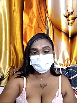 Snapshot of Dharshini98 chatting on 02.01.26 Dharshini98 online show from 02.01.26