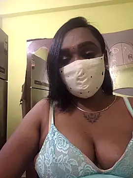 Snapshot of Dharshini98 chatting on 02.20.26 Dharshini98 online show from 02.20.26