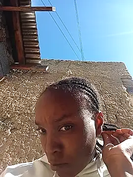 Snapshot of Beverlygurlx6 chatting on 02.16.26 Beverlygurlx6 online show from 02.16.26