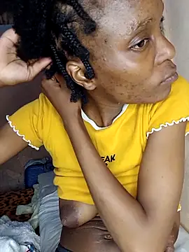 Snapshot of Beverlygurlx6 chatting on 03.02.26 Beverlygurlx6 online show from 03.02.26