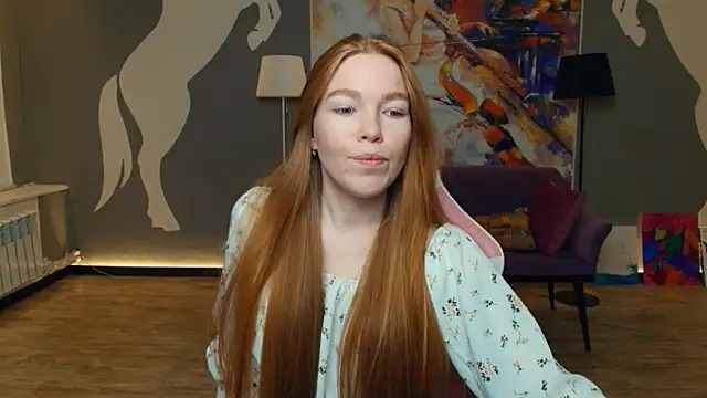 Snapshot of LavetaShiroma chatting on 12.17.25 LavetaShiroma online show from 12.17.25