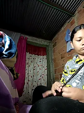 Snapshot of Sweet_Milk03 chatting on 11.22.25 Sweet Milk03 online show from 11.22.25