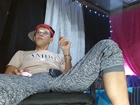 FANTASYBOYS11 online show from 11.26.25