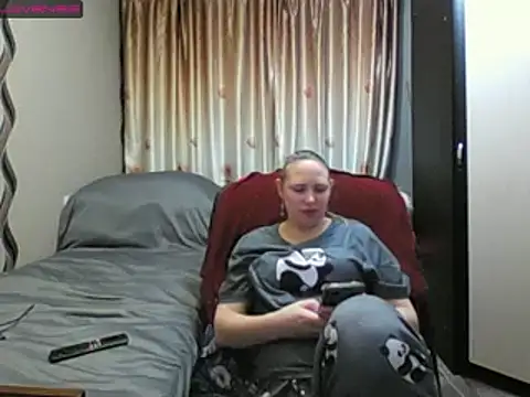 JenniDeep online show from 02.15.26