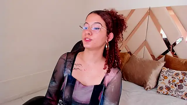 avrilwaynee online show from 01.08.26