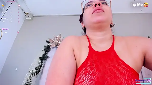 AnnaNoval 10 online show from 12.20.25