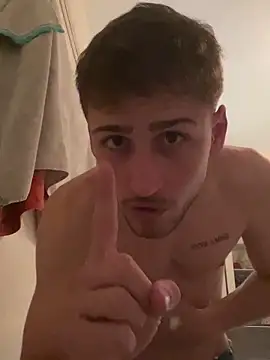 Snapshot of z4nett1 chatting on 11.25.25 z4nett1 online show from 11.25.25