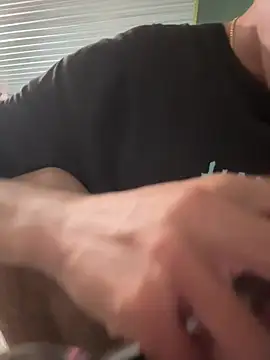 Snapshot of MEFUN- chatting on 01.17.26 MEFUN- online show from 01.17.26