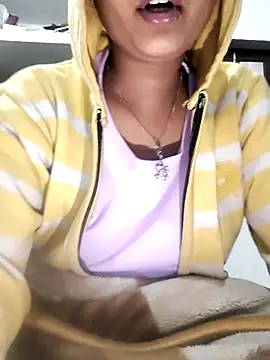 Snapshot of TINA9900 chatting on 12.03.25 TINA9900 online show from 12.03.25