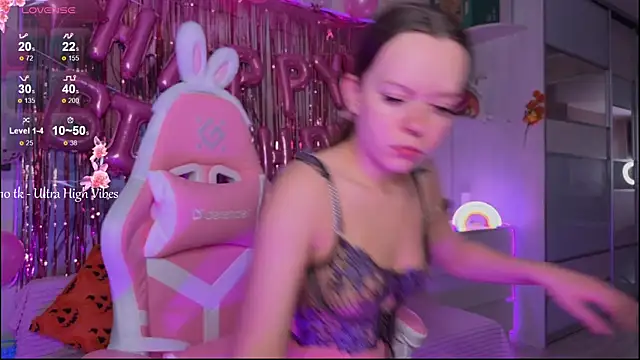 CheekySashaCharm online show from 12.15.25