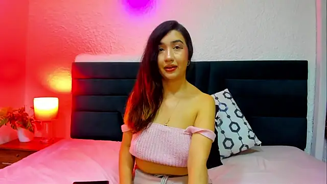 VictoriaRouge  online show from 03.03.26