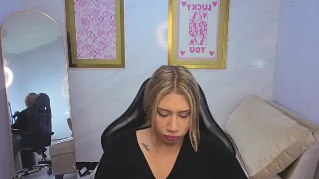 Evy Luxx v online show from 04.02.26