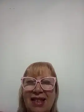 SexyMilf1211 online show from 04.30.26