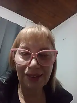 SexyMilf1211 online show from 07.05.26