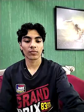 Snapshot of MattFiore chatting on 11.21.25 MattFiore online show from 11.21.25