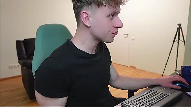 Charles Dreams online show from 04.03.26
