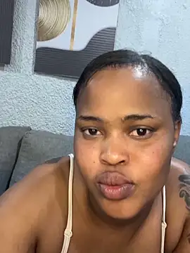 Snapshot of sxyhun_ chatting on 11.19.25 sxyhun online show from 11.19.25