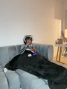 Drekacakez online show from 05.13.26