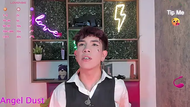 Angeldust19 online show from 01.06.26