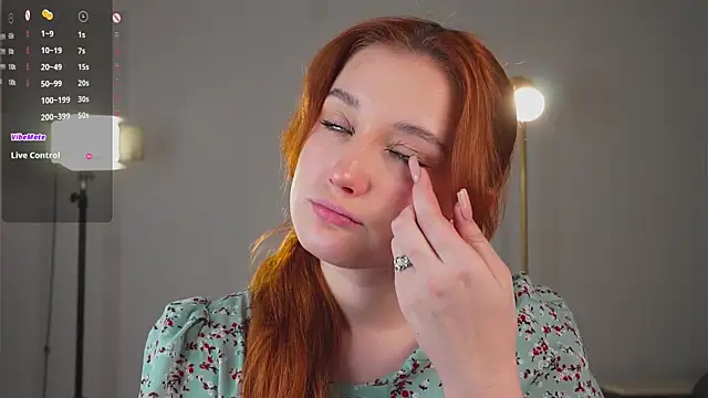 AmelieSeductress online show from 12.19.25